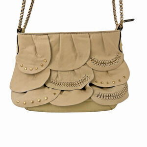 VTG Mondani Hype Cream Lamb Leather Scalloped Crossbody Bag Purse Boho Festival